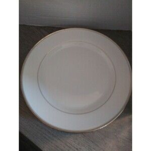 10 3/4" Dinner Plate Tirschenreuth Plymouth 3526
